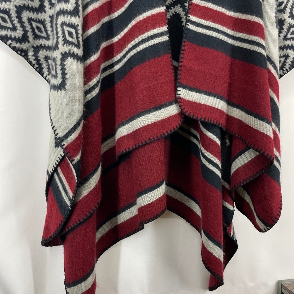 Indigo Soul Womens OS Poncho Wrap Red Navy Blue Southwestern Geometric Striped - Picture 3 of 7